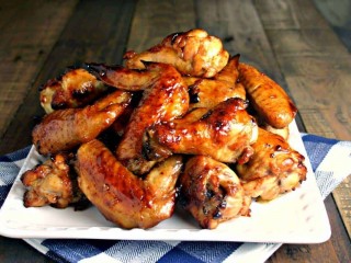 Sticky Baked Chicken Wings
