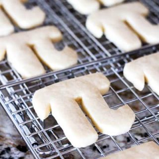 How to Make Pi Day Cookies