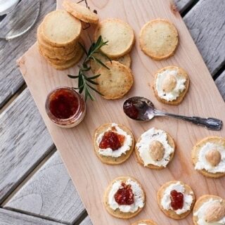 Rosemary Cheese Bites
