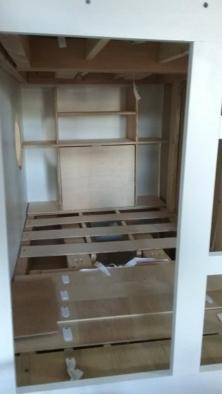 bottom bunk craft table/shelf