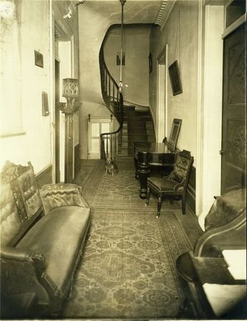 La Mansión de Madame Lalaurie 5 pasillo