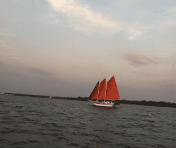 Sunset Cruise in Panama City Beach, Florida | www.zagleft.com