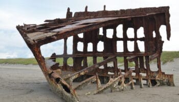 shipwreck of the Peter Iredale