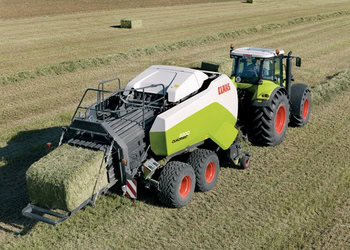 Claas Quadrant 3300 - a sebesség maga Claas Quadrant 3300 - a sebesség maga