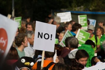 Protesters saying No!