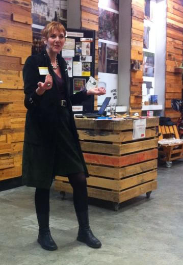 Kath Dewar, speaking at Telling Good Stories. Image credit: Nicola Young @NicolaYoung15