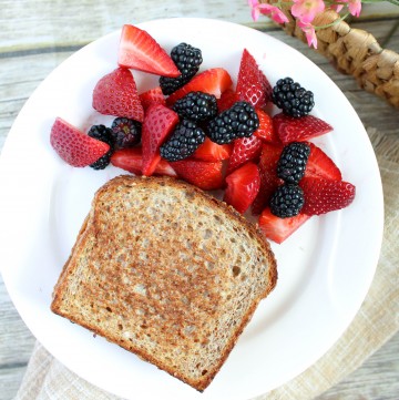 Grilled Sprouted Peanut Butter and Jelly Sandwich (THM-E, Low Fat)