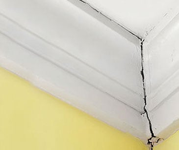 cracked-corner cracked-corner