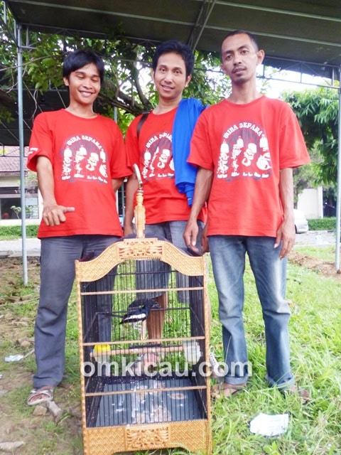 Mr Paul dan King Cobra