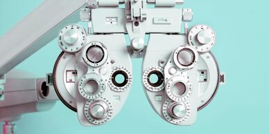 Eye robot