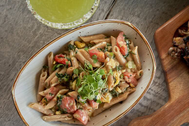 Dukunoo Jamaican Kitchen An Upscale Caribbean Restaurant Opens In