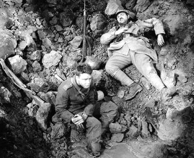 all quiet on the western front Paul, unable to look at the man he has killed, Gerald Duval
