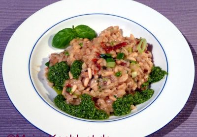Risotto mit Pinienkernen und Frühlingszwiebeln