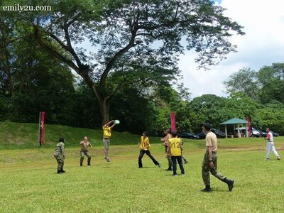 14. Frisbee contest in progress