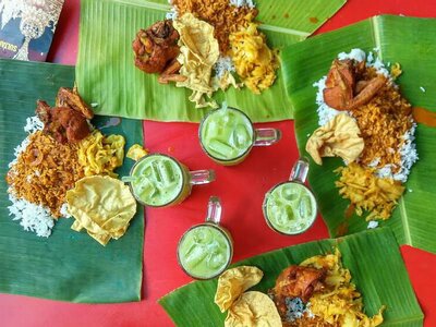 6. banana leaf rice @ Yap Kee (photo credit: Ramble and Wander)