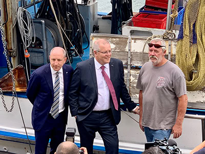 2018-12-gov-funding2 Prime Minister Scott Morrison, Luke Howarth MP, Federal Member for Petrie and Ted Woodham