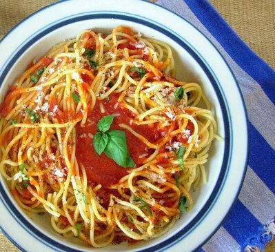 Easy and Famous Tomato Sauce