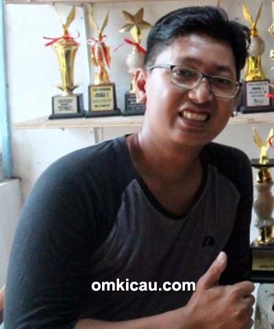 Om Eka Jr