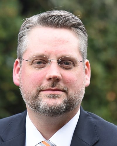 Marc Melzer Rechtsanwalt beim Arbeitsunfall • Sozialrecht Paderborn • MPK Rechtsanwälte • Fachanwalt • Fachanwälte • Kanzlei • Fachkanzlei