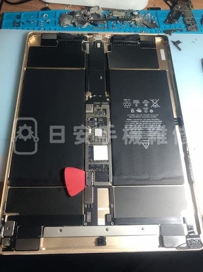 第一代 ipad pro 12.9 更換電池,斷電。