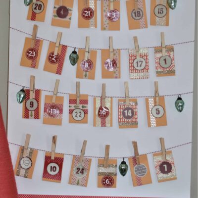 DIY Christmas Advent Calendar #Christmas #Holidays #DIY #AdventCalendar