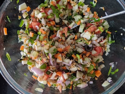 salad is ready to serve