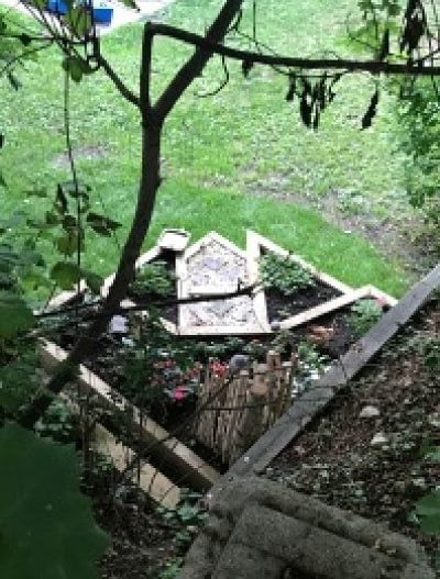 Raised Garden Bed Cheap Landscaping Ideas