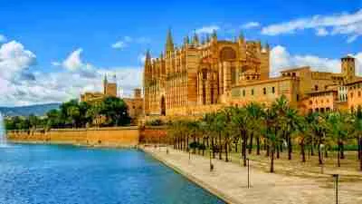 Cycling in Mallorca in Style