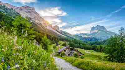 Across Tyrol: Innsbruck to Sterzing walking holiday