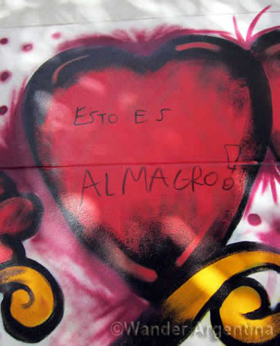 WA-almagro-esto-es-almagro-grafitti Graffiti of a heart that says 'Esto es Almagro'