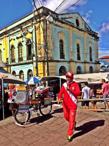 Personagem no Mercado Ver o Peso
