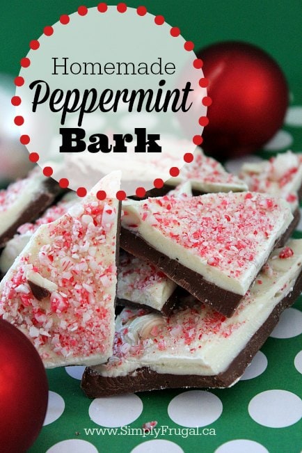 Simple and quick homemade peppermint bark! Makes a great gift!