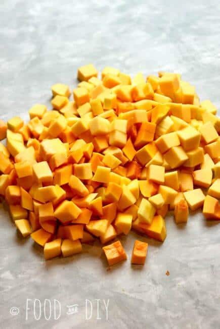 Roasted Butternut Squash is so CREAMY and BUTTERY and the PERFECT taste of FALL! | Autumn | Fall | Recipes | Side Dish
