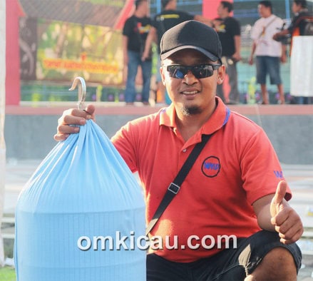 Tobil dan lovebird Kaila Jr