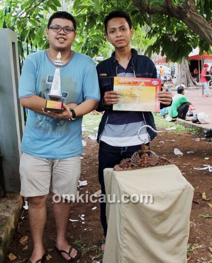 Steven dan cucak hijau Giok
