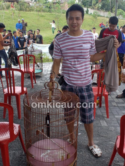 Aheng dan murai batu Sniper