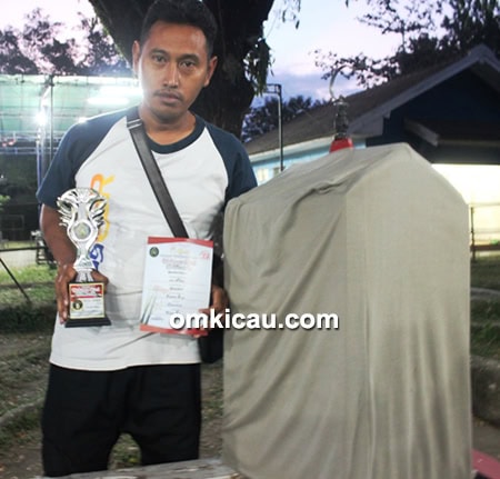 cucak hijau Bledek