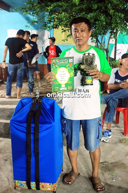 Om Yudhi dan cucak jenggot Lady Rose