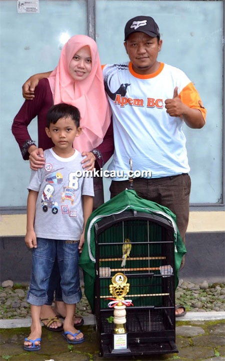 Om Deny 86 dan kenari Surya