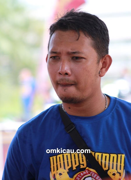 Om Iwan Aubrey