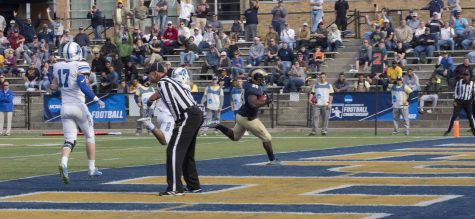 Deonte Glover making it into the end zone