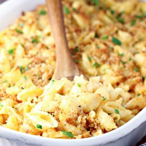 Easy Baked Mac and Cheese