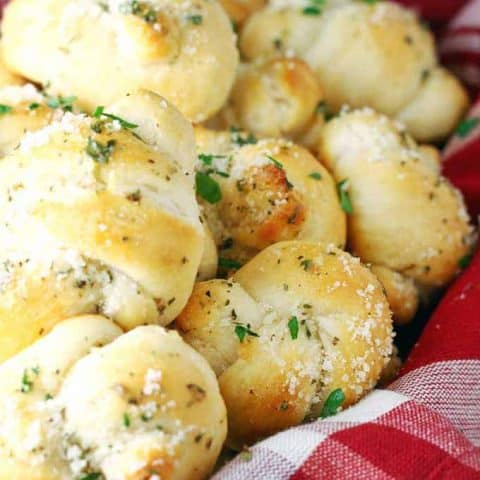 Easy Parmesan Garlic Knots