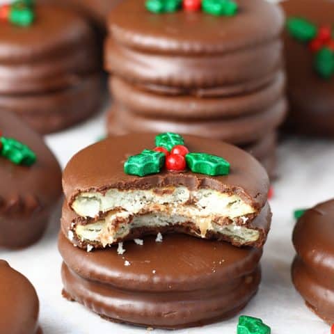 Chocolate Caramel Ritz Cracker Sandwiches