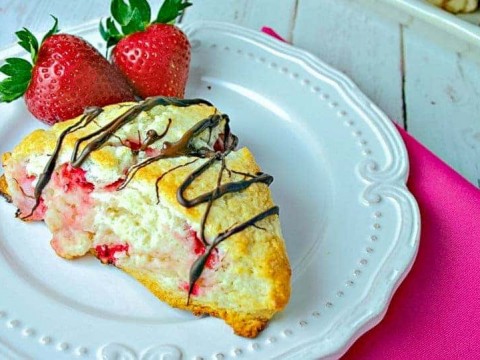 Fresh Strawberry Scones