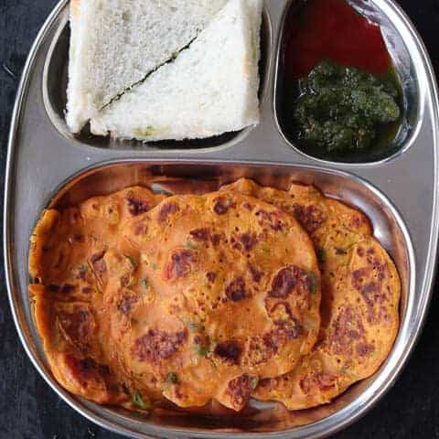 Tomato Omelette | Eggless Vegetarian Omelette Recipe