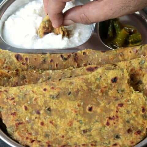 Spring Onion Paratha (Hare Pyaaz Ka Paratha)