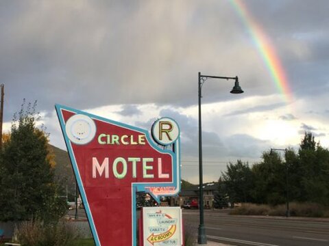 Circle R Motel