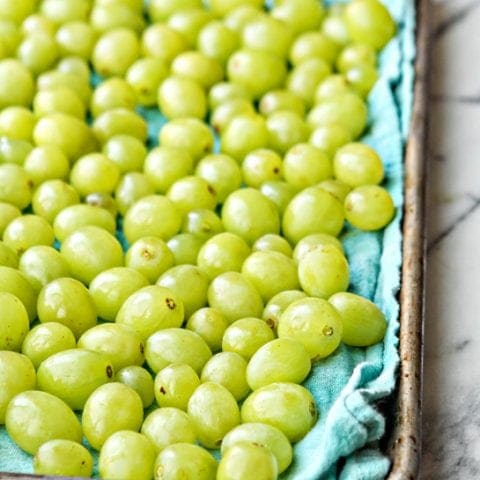 How to Freeze Grapes for Snacks and Smoothies