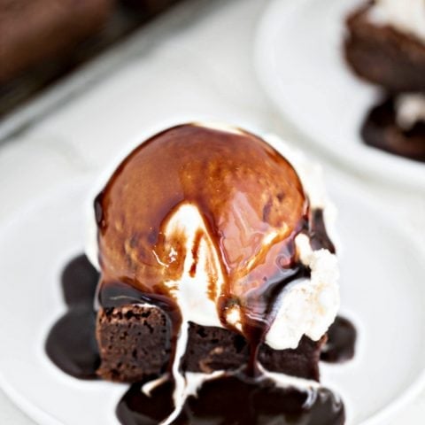 Simplest Homemade Fudgy Brownies